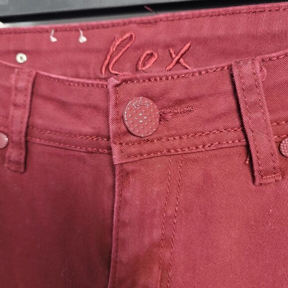 JUNIORS ROX DENIM Skinny Jeans - Picture 3 of 10